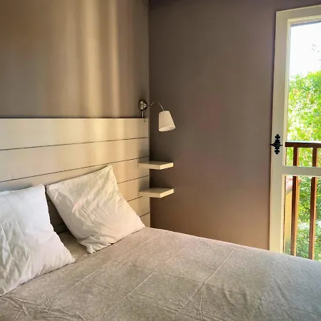 Sylviculteurs - Charmante Patio Renovee Apartment *